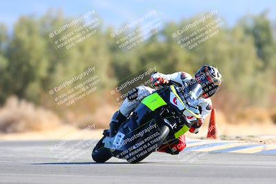 media/Jan-08-2022-SoCal Trackdays (Sat) [[1ec2777125]]/Turn 7 (1035am)/